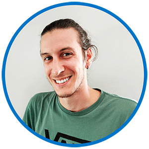 Primo piano di un collaboratore esperto del team C2 Group